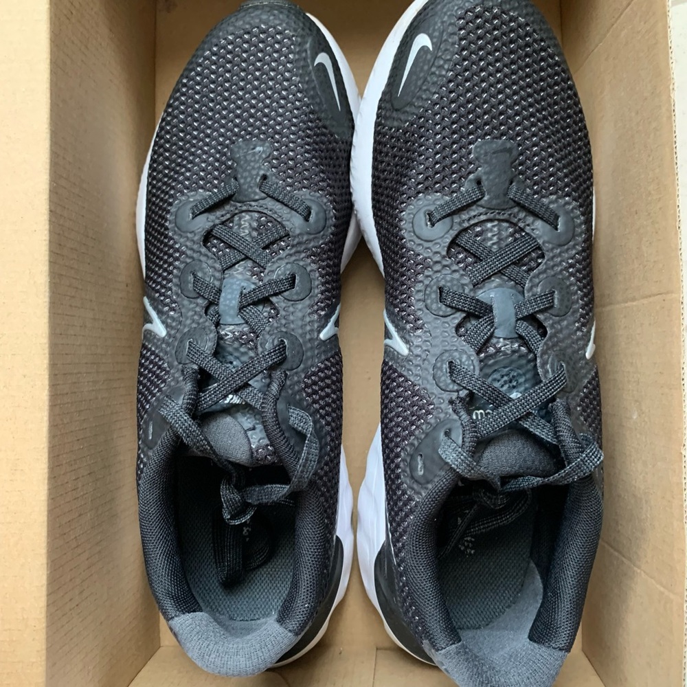 Nike Renew Run